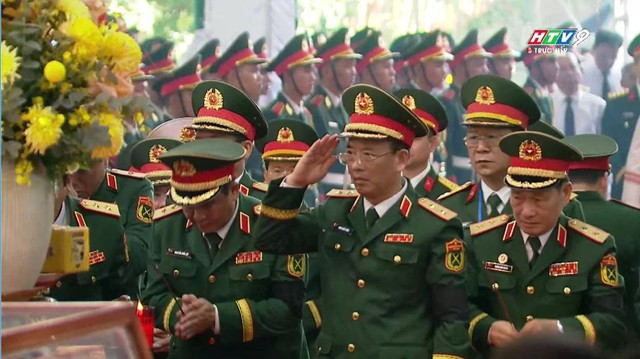 Trực tiếp: Lễ viếng, lễ truy điệu hài cốt liệt sĩ đã anh dũng hy sinh vì độc lập, tự do của Tổ quốc Việt Nam xã hội chủ nghĩa: Ngày hôm nay các Anh đã trở về - Ảnh 13.