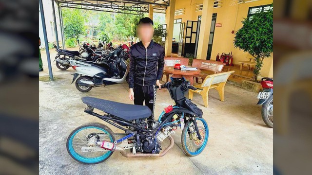 Xử lý thanh niên độ xe máy, quay video "tạo nét" đăng TikTok - Ảnh 2.