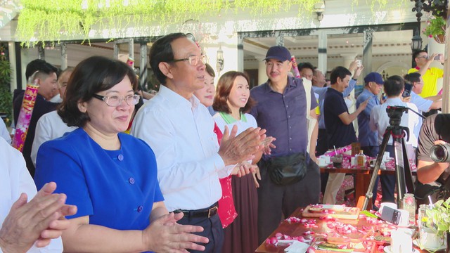 Hợp long cầu đi bộ đi qua Sông Sài Gòn - Dấu ấn kỹ thuật, nối nhịp đô thị - Ảnh 2.