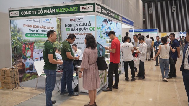 Cần Thơ hoàn thành lấy mẫu tại 17 nghĩa trang, quy tập được 158 hài cốt liệt sĩ | Thời sự trưa HTV ngày 22/10/2026 - Ảnh 4.