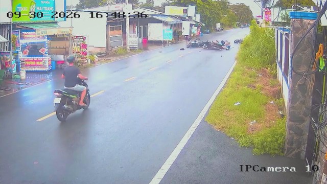 TP. Hồ Chí Minh: 1 người không nhìn đường, gần 10 người thương vong - Ảnh 2.