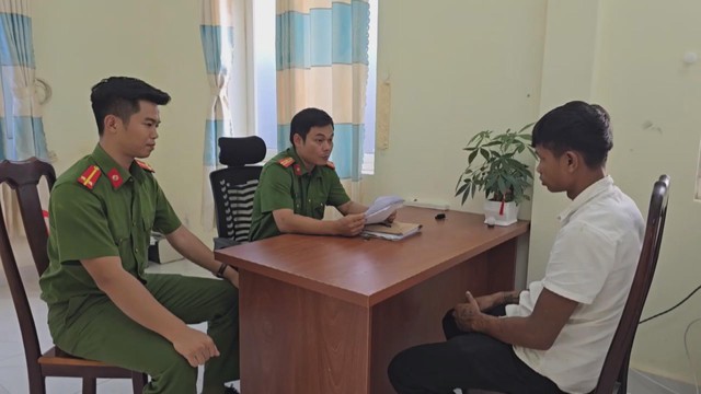 Chàng rể đốt nhà bố mẹ vợ vì bực tức chuyện vợ uống bia | 60 Giây Sáng ngày /10/2026 - Ảnh 1.