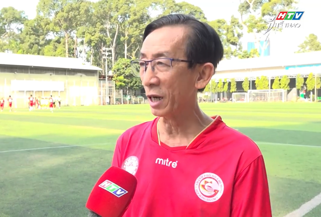 Trao quà tri ân, hỗ trợ nữ cựu cầu thủ có hoàn cảnh khó khăn- Ảnh 2. Trao quà tri ân, hỗ trợ nữ cựu cầu thủ có hoàn cảnh khó khăn- Ảnh 2.