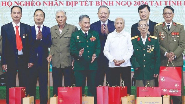 Khánh thành Nhà tưởng niệm Chủ tịch Hồ Chí Minh tại Di tích Đồi E2- Ảnh 2.