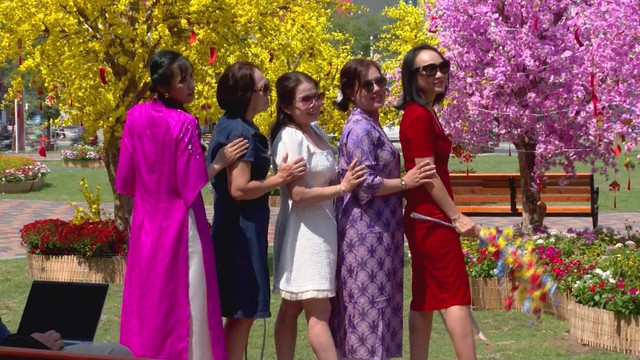 TP. Hồ Chí Minh “thay áo mới” loạt khu đất vàng, sẵn sàng đón người dân du xuân - Ảnh 3.