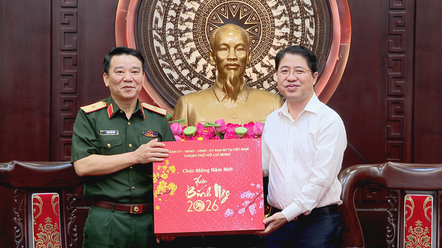 Thời sự Trưa HTV ngày 11/2/2026 | Bộ Tư lệnh Lăng Chủ tịch Hồ Chí Minh thăm, chúc Tết TP. Hồ Chí Minh  - Ảnh 1.