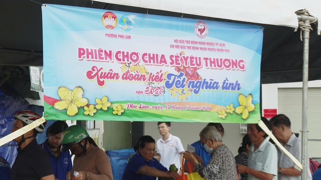 Thời sự Trưa HTV ngày 11/2/2026 | Bộ Tư lệnh Lăng Chủ tịch Hồ Chí Minh thăm, chúc Tết TP. Hồ Chí Minh  - Ảnh 3.