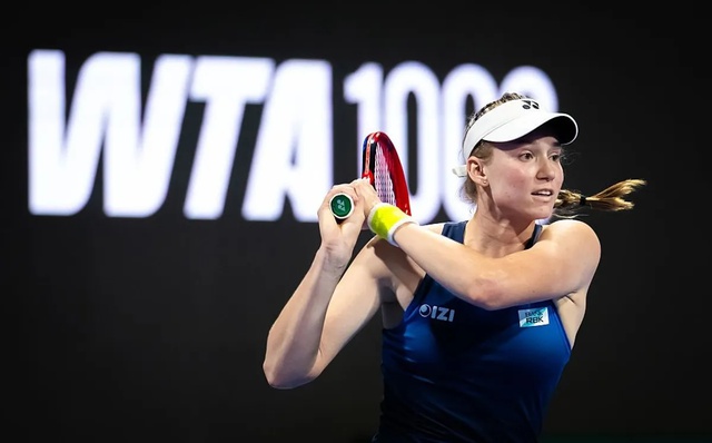 Giải quần vợt WTA Qatar Open: Rybakina và Swiatek vào tứ kết - Ảnh 1.
