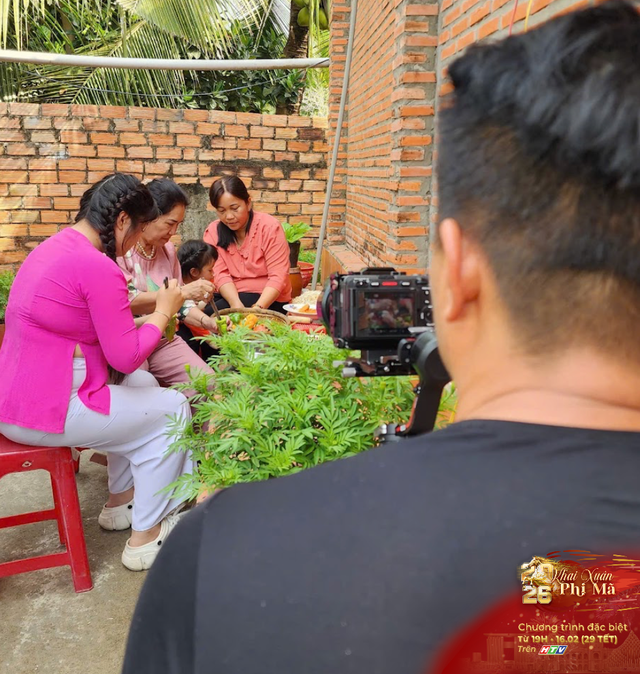 “Thấy dưa thấy Tết quê nhà” - 8g ngày 29 Tết trên HTV9 - Ảnh 2.