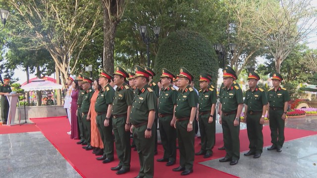 Đại tướng Nguyễn Trọng Nghĩa thăm, chúc Tết các đơn vị tại Bà Rịa - Vũng Tàu - Ảnh 2.