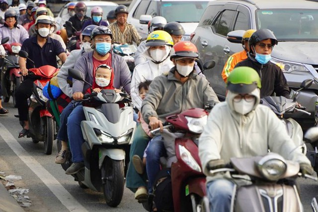 Hướng dẫn di chuyển tại điểm nóng giao thông ở TP. Hồ Chí Minh dịp Tết Nguyên đán - Ảnh 1.