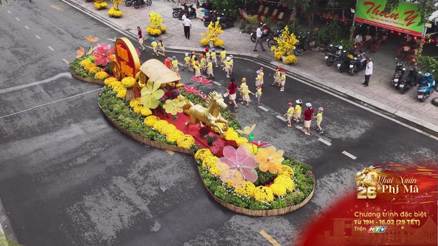 “Chợ hoa Tết Bình Đông” – Điểm hẹn sắc xuân mới của TP. Hồ Chí Minh - Ảnh 1.