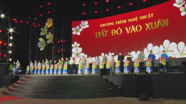 Đất Đỏ vào xuân: Bản hòa ca tri ân Anh hùng liệt sĩ Võ Thị Sáu - Ảnh 3.