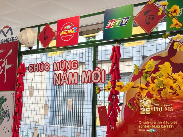 NewZround: Giao thông Xanh - Năng lượng mới: Không gian Tết Bính Ngọ rộn ràng tại Metro- Ảnh 3.