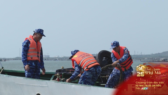 Xuân giữa trùng khơi: Hành trình xuyên Tết của lực lượng Kiểm ngư - Ảnh 3.