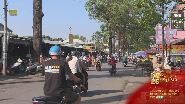 Nhộn nhịp chợ Thủ Dầu Một trong ngày cuối năm - Ảnh 4.