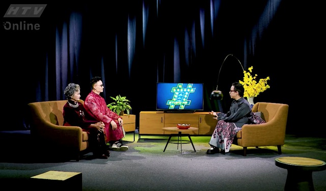 Studio H9 - Hẹn cuối tuần - Tập 6: Ca sĩ Hoàng Bách: Thành danh từ sự ủng hộ hết lòng của mẹ- Ảnh 2. Studio H9 - Hẹn cuối tuần - Tập 6: Ca sĩ Hoàng Bách: Thành danh từ sự ủng hộ hết lòng của mẹ- Ảnh 2.