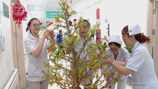 Áo blouse giữa mùa xuân - 260217161 - Ảnh 2.