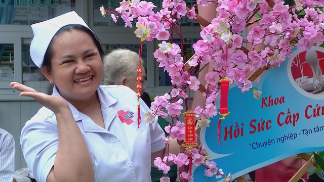 Áo blouse giữa mùa xuân - 260217161 - Ảnh 4.