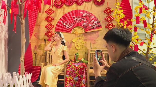 Du xuân trong không gian di sản: Tìm về giá trị Tết Việt giữa lòng TP. Hồ Chí Minh - Multi 260217130 - Ảnh 2.