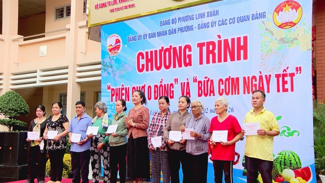 Phường Linh Xuân tổ chức nhiều hoạt động mang đậm đà bản sắc văn hóa và tinh thần đoàn kết dịp Tết Bính Ngọ 2026 - Ảnh 2.