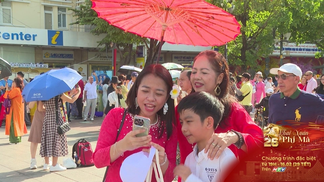 TP. Hồ Chí Minh rộn ràng không gian Xuân Bính Ngọ, thêm nhiều công viên mới phục vụ người dân - Ảnh 2.