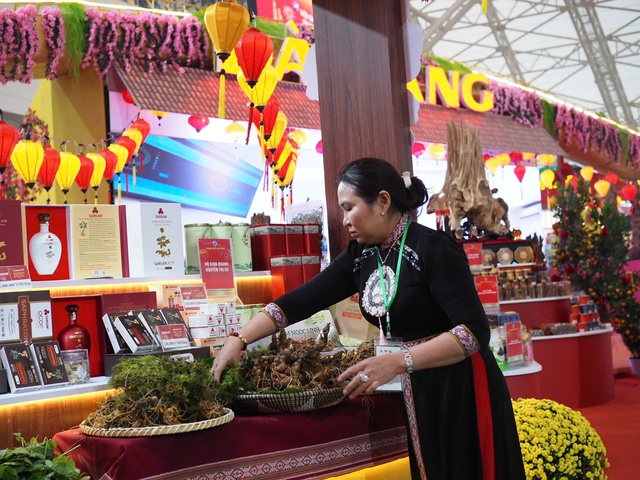 Khai mạc Hội chợ Mùa Xuân lần thứ nhất 2026 – Hạt giống ươm mầm thịnh vượng - Ảnh 9.