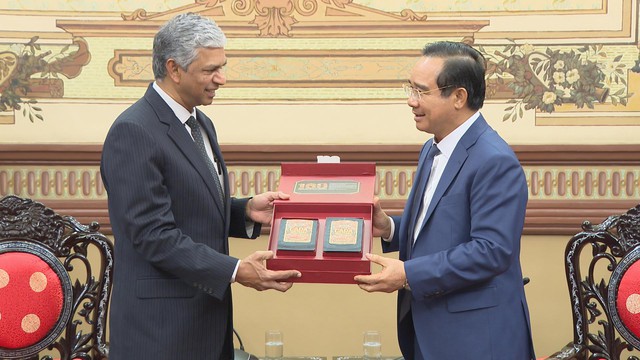 Thời sự HTV ngày 2/1/2026 | Chủ tịch UBND TP. Hồ Chí Minh Nguyễn Văn Được tiếp Thứ trưởng Bộ Ngoại giao Ấn độ - Ảnh 2.