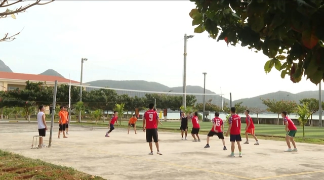 Mùa xuân nơi đầu sóng của những người lính Cảnh sát biển- Ảnh 4. Mùa xuân nơi đầu sóng của những người lính Cảnh sát biển- Ảnh 4.