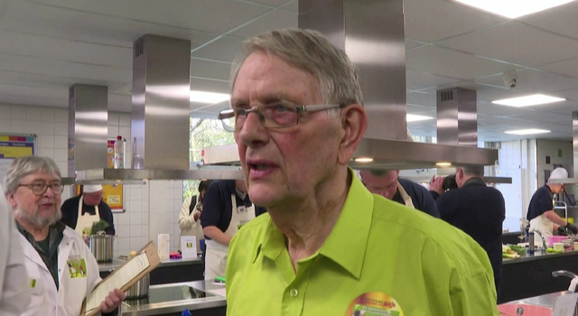 Giải vô địch thế giới nấu súp đậu tại Hà Lan - Ảnh 3.