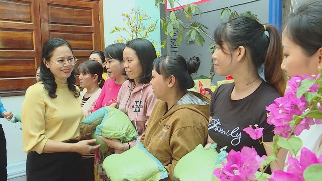 Tết xa quê: Đong đầy nghĩa tình nơi đất khách- Ảnh 4.