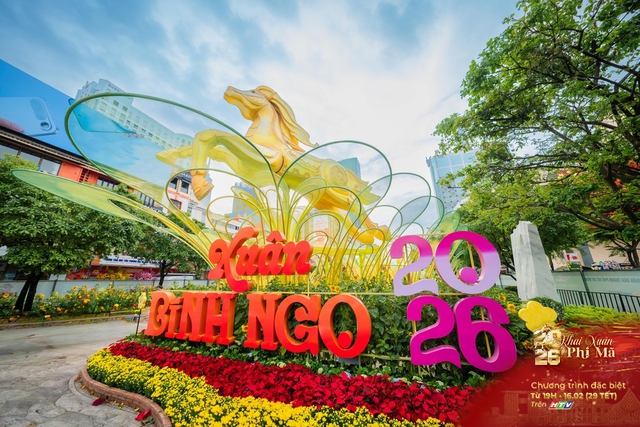 Bế mạc Đường hoa Nguyễn Huệ Tết Bính Ngọ 2026: Hơn 1,8 triệu lượt khách check-in đường hoa hai phiên bản- Ảnh 1.