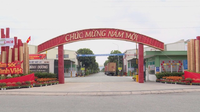 Phường Bình Dương sôi động trở lại sau Tết: Doanh nghiệp, ngân hàng đồng loạt vào việc - Ảnh 1.