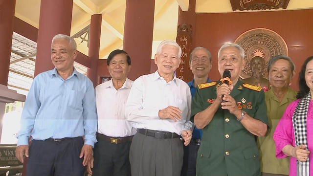 Tri ân Anh hùng liệt sĩ tại Khu truyền thống cách mạng Sài Gòn - Chợ Lớn - Gia Định dịp Tết Bính Ngọ 2026 - Ảnh 2.