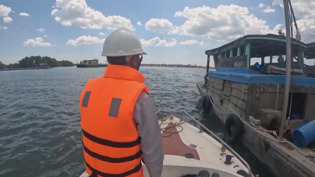 Đón Tết trên sông Thị Vải: Những người giữ nhịp an toàn tại khu vực thi công cầu Phước An - Ảnh 2.