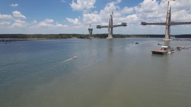 Đón Tết trên sông Thị Vải: Những người giữ nhịp an toàn tại khu vực thi công cầu Phước An - Ảnh 5.