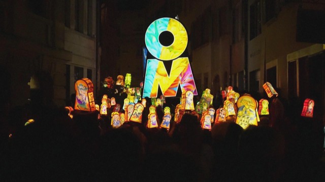 Khám phá nét văn hóa đặc sắc tại lễ hội hóa trang lớn nhất Thụy Sĩ - Ảnh 1.