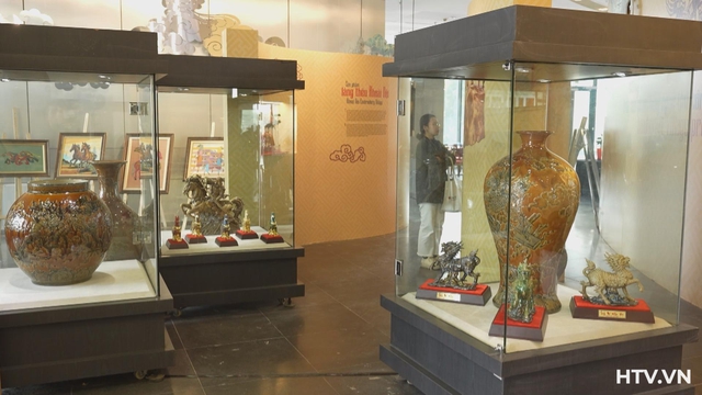 Long Mã khai văn - Sắc xuân di sản tại Bảo tàng Hà nội - Ảnh 1.