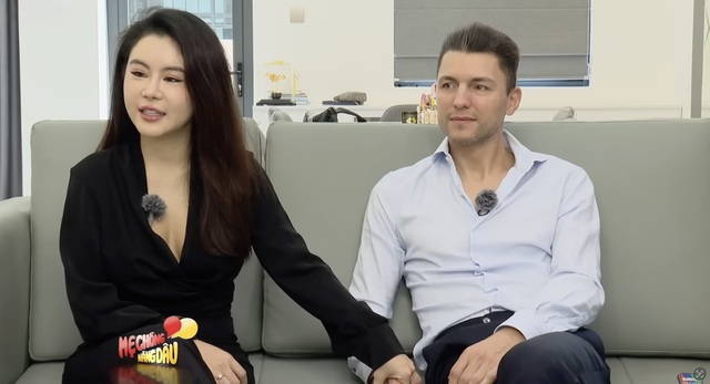 Mẹ chồng nàng dâu: Chàng rể người Bỉ "đốn tim" mẹ vợ miền Tây bằng vàng  - Ảnh 1.