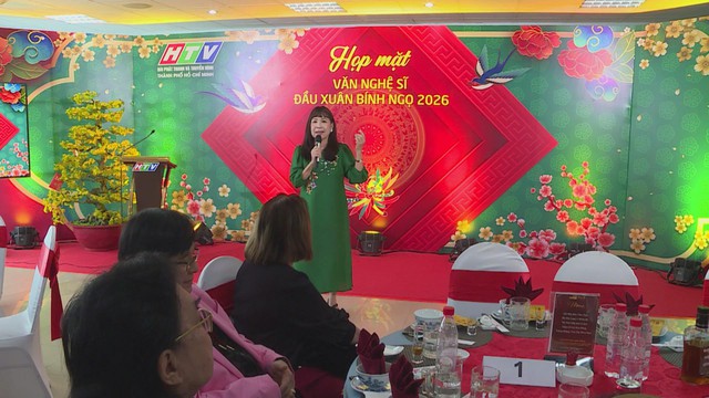 HTV họp mặt văn nghệ sĩ đầu xuân Bính Ngọ 2026, tri ân và vinh danh nhiều gương mặt tiêu biểu - Ảnh 5.