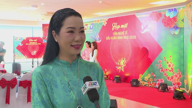 HTV họp mặt văn nghệ sĩ đầu xuân Bính Ngọ 2026, tri ân và vinh danh nhiều gương mặt tiêu biểu - Ảnh 10.