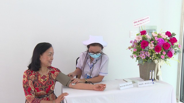 TP. Hồ Chí Minh ra mắt mô hình "bác sĩ gia đình" đầu tiên tại phường Xuân Hòa - Ảnh 2.