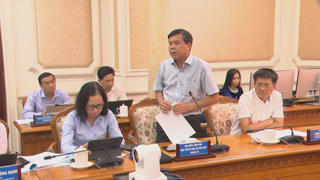 TP. Hồ Chí Minh: Bước vào cao điểm chuẩn bị, rốt ráo tập huấn và tuyên truyền bầu cử - Ảnh 2.