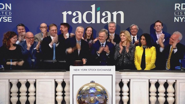 Phiên 4/1, chứng khoán Mỹ giảm điểm vì lo ngại A.I.- Ảnh 1.