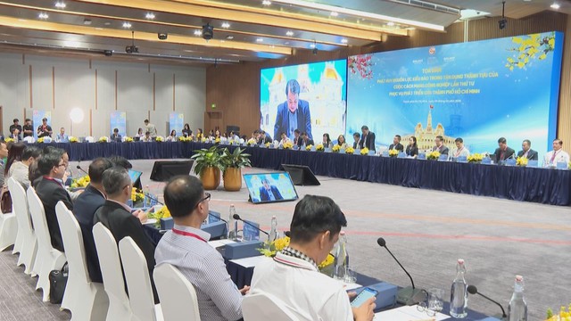 Tháo gỡ chính sách để khơi thông nguồn lực kiều bào cho phát triển thành phố- Ảnh 1.