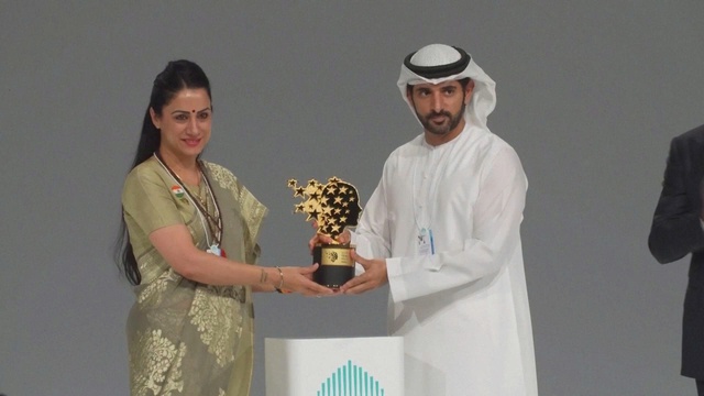 Giáo viên Ấn Độ nhận giải thưởng 1 triệu USD - Ảnh 1.