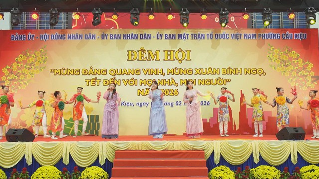 Phường Cầu Kiệu tổ chức Đêm hội “Mừng Đảng – Mừng Xuân” chăm lo Tết Bính Ngọ 2026 - Ảnh 1.