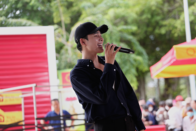 "Mái ấm gia đình Việt" tập 57: Hơn 300 triệu đồng trao cho các em nhỏ khó khăn - Ảnh 4.