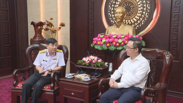 Lãnh đạo TP.HCM tiếp Đoàn công tác Lữ đoàn Tàu ngầm 189 nhân dịp Tết Bính Ngọ 2026 - Ảnh 3.