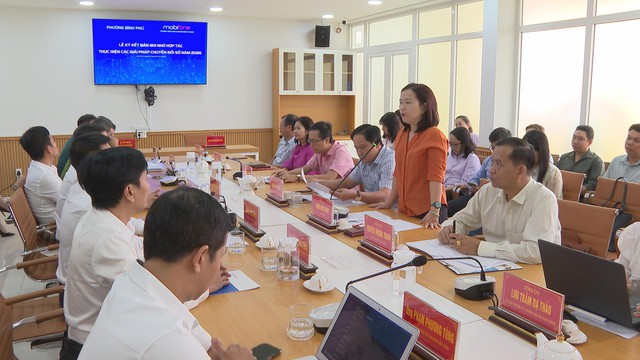 Phường Bình Phú ký kết hợp tác với MobiFone TP.HCM về chuyển đổi số năm 2026 - Ảnh 2.